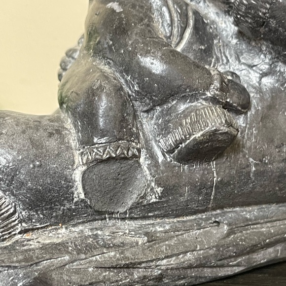 Mother and Child Wolf Sculpture *AS IS - Picture 4 of 9